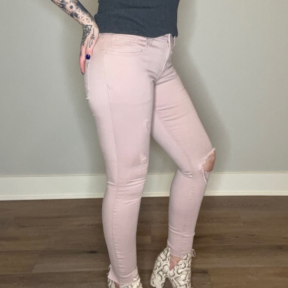 NWOT Express Mid Rise Jeans - Picture 6 of 17